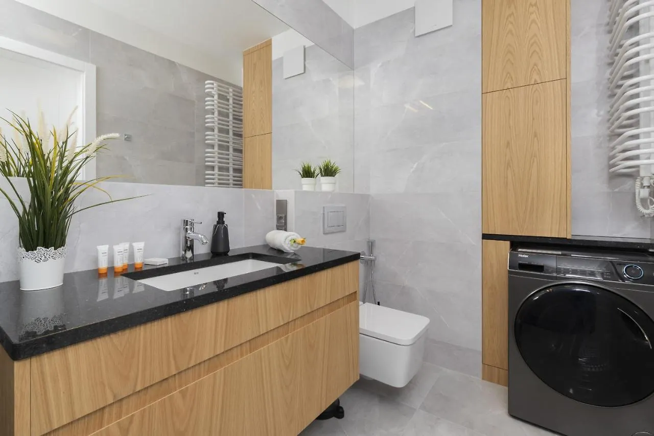 Warsaw Praga Okrzei Apartment By The River By Noclegi Renters